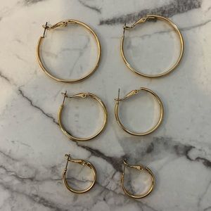 •Gold Hoop Earring Set•